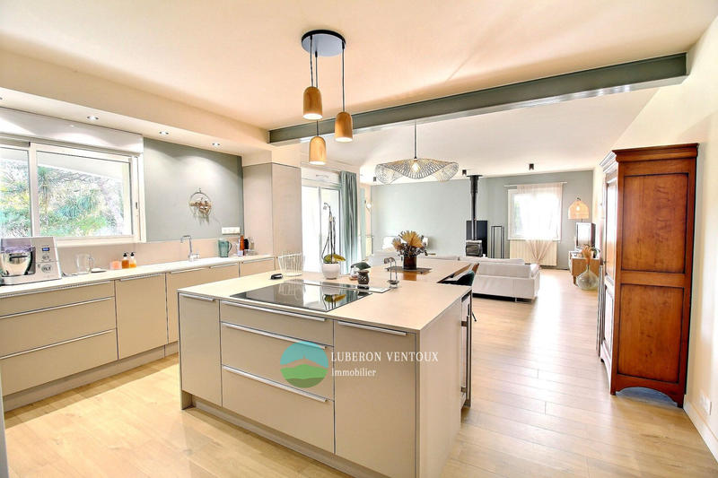 Maison - 171 m² - 6 pièces