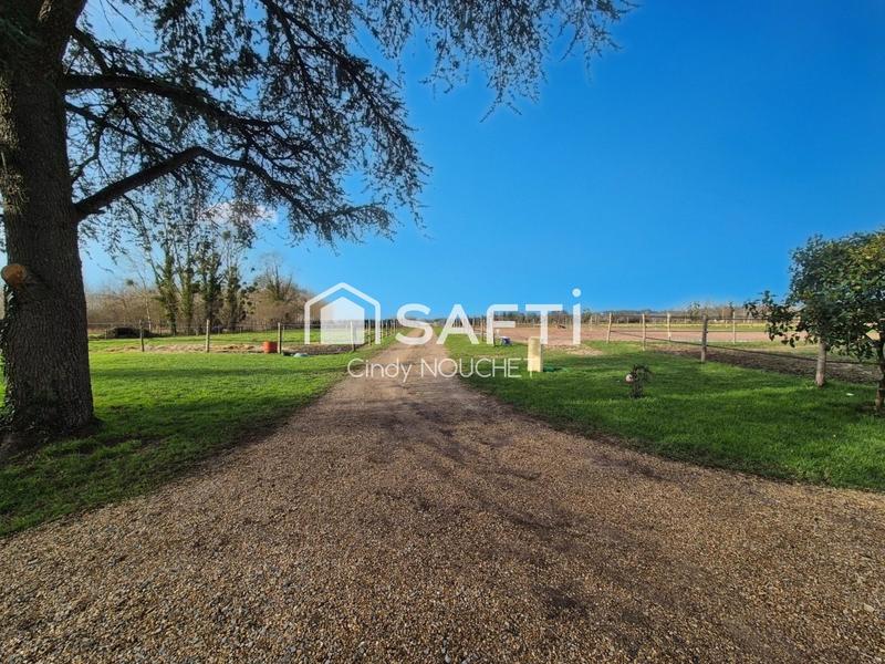 Maison - 222 m² - 6 pièces