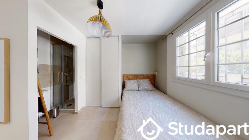 Chambre - 10 m² - 1 pièce