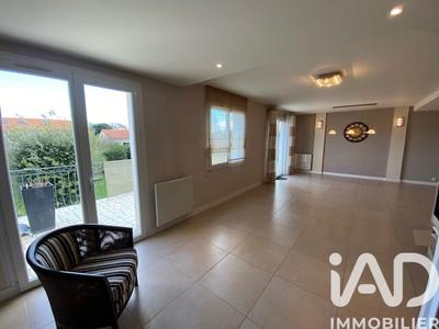 Maison de ville - 215 m² - 8 pièces