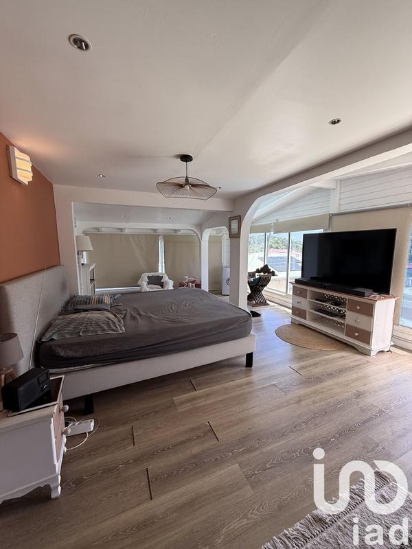 Maison - 197 m² - 9 pièces