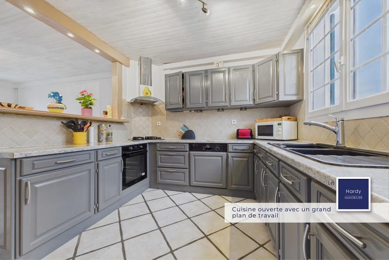 Maison ancienne - 121 m² - 6 pièces