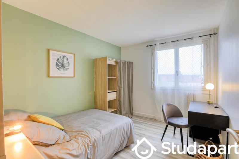 Chambre - 10 m² - 1 pièce
