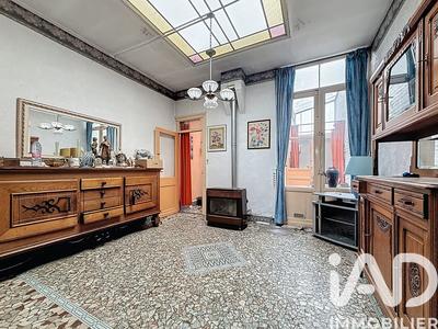 Maison - 203 m² - 10 pièces