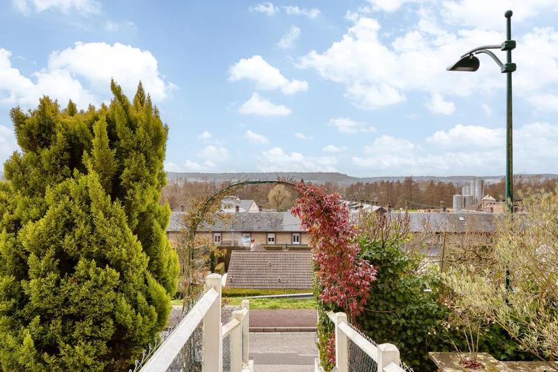 Maison - 160 m² - 4 pièces