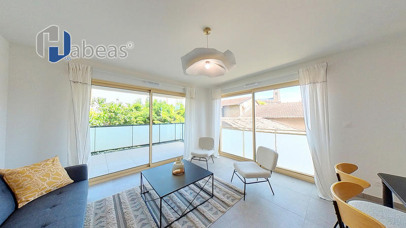 Appartement - 60 m² - 3 pièces