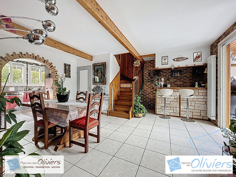 Maison - 147 m² - 6 pièces