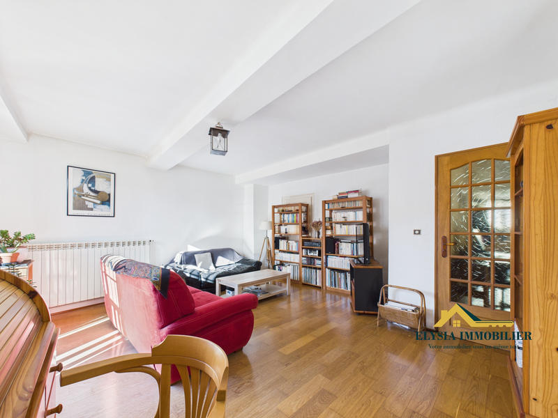 Maison - 91 m² - 3 pièces