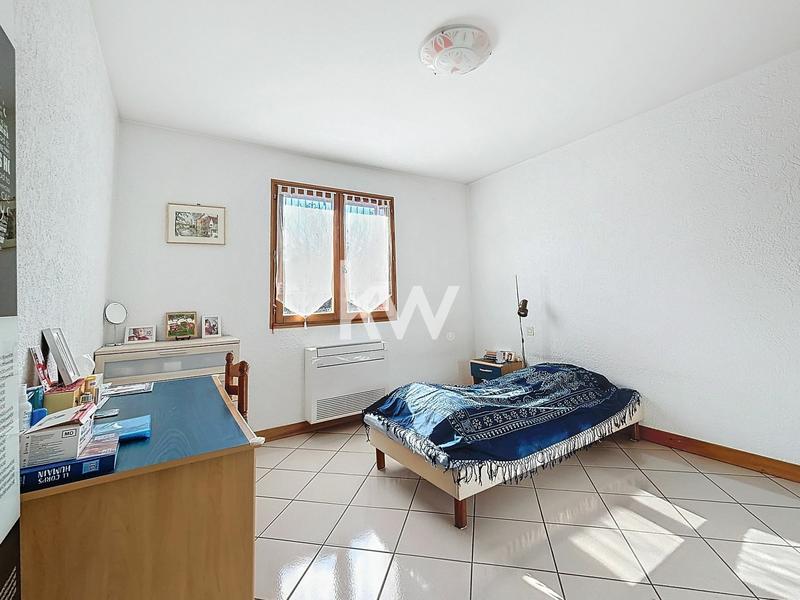 Maison - 191 m² - 7 pièces