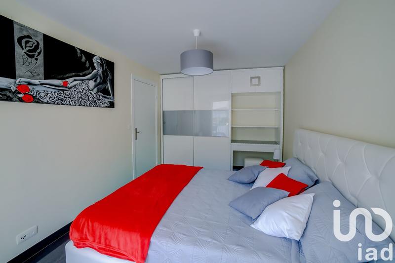 Appartement - 80 m² - 4 pièces