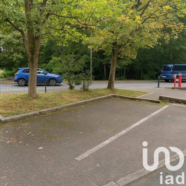 Parking - 11 m²
