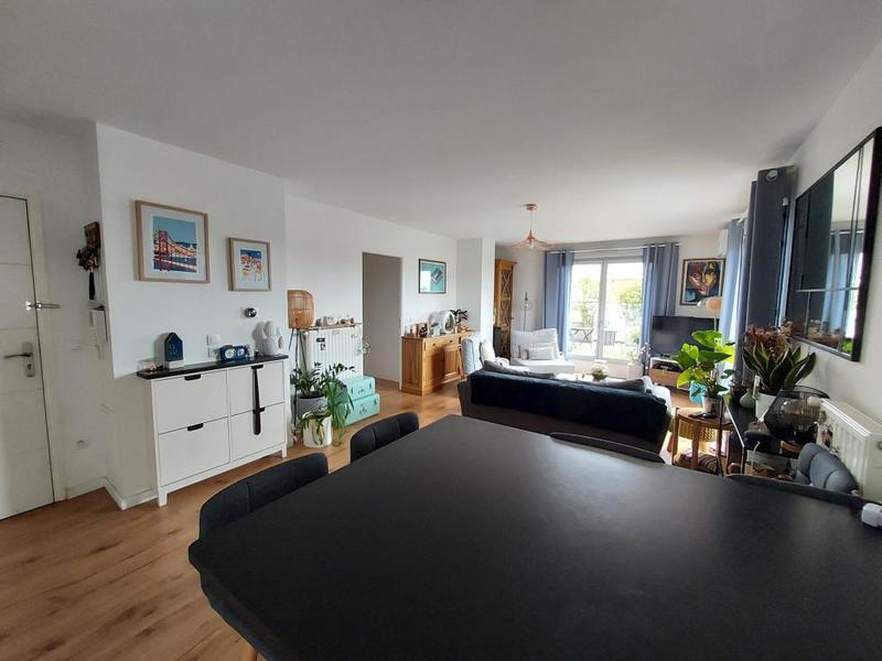 Appartement - 104 m² - 5 pièces