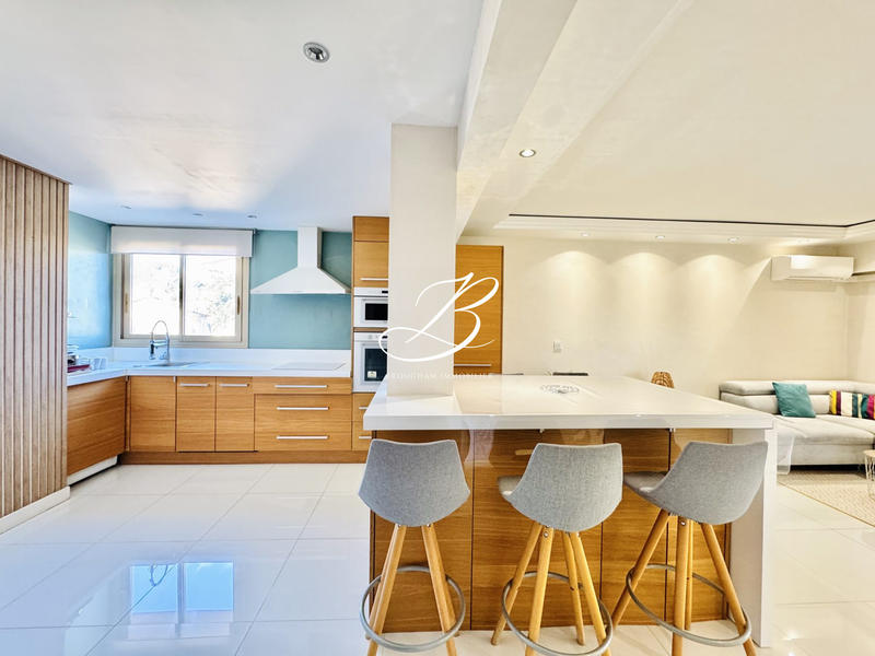 Appartement - 64 m² - 3 pièces