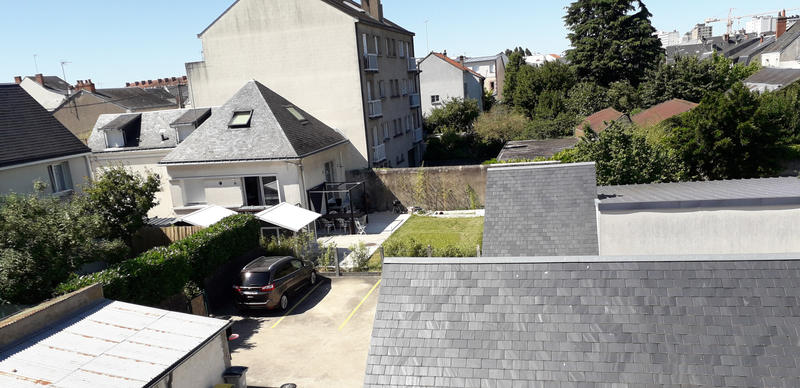 Maison - 120 m² - 9 pièces