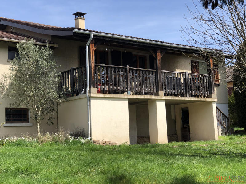 Villa - 90 m² - 4 pièces