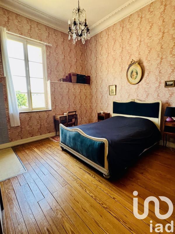 Maison - 310 m² - 10 pièces