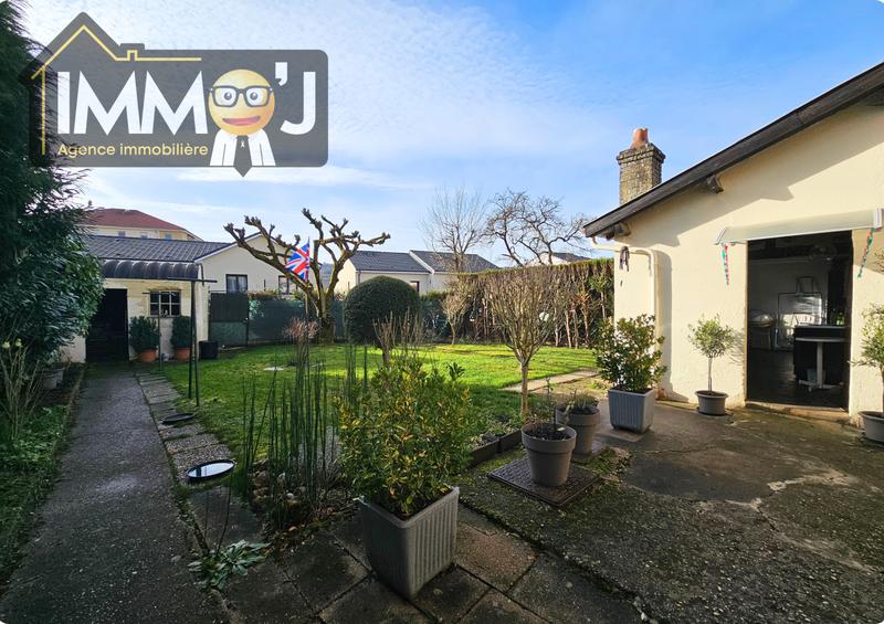 Maison - 105 m² - 5 pièces