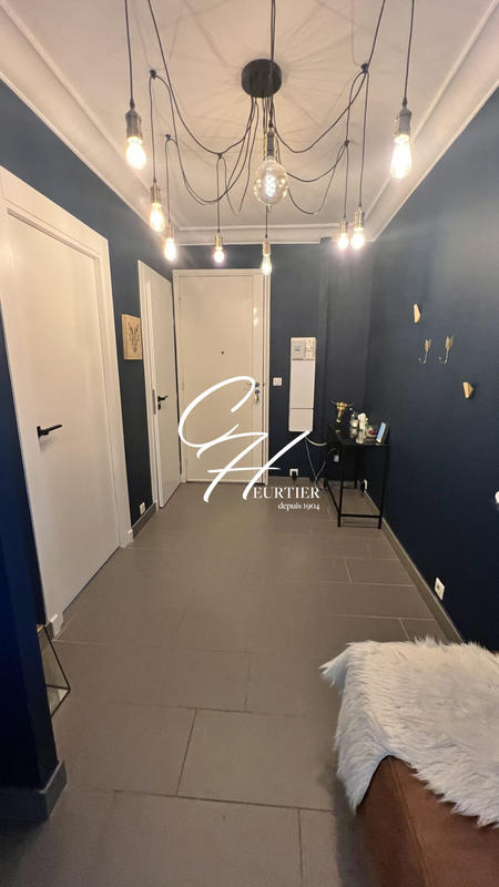 Appartement - 98 m² - 4 pièces