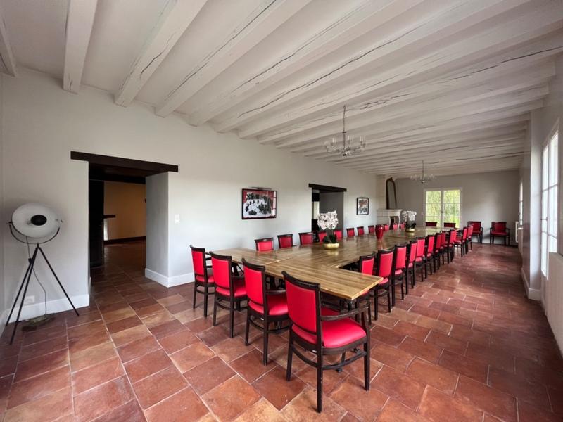 Moulin - 600 m² - 14 pièces