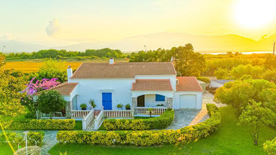 Maison - 158 m² - 6 pièces