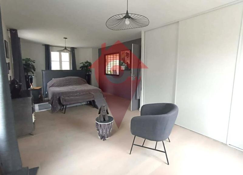 Maison - 148 m² - 5 pièces