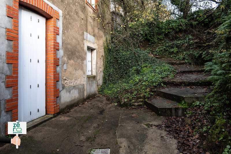 Maison - 181 m² - 6 pièces