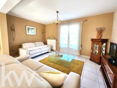 Maison - 142 m² - 6 pièces