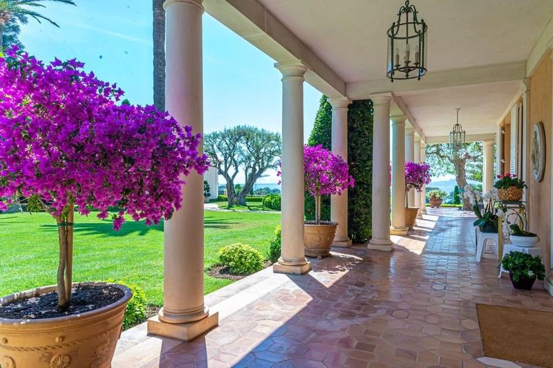 Villa - 600 m² - 8 pièces