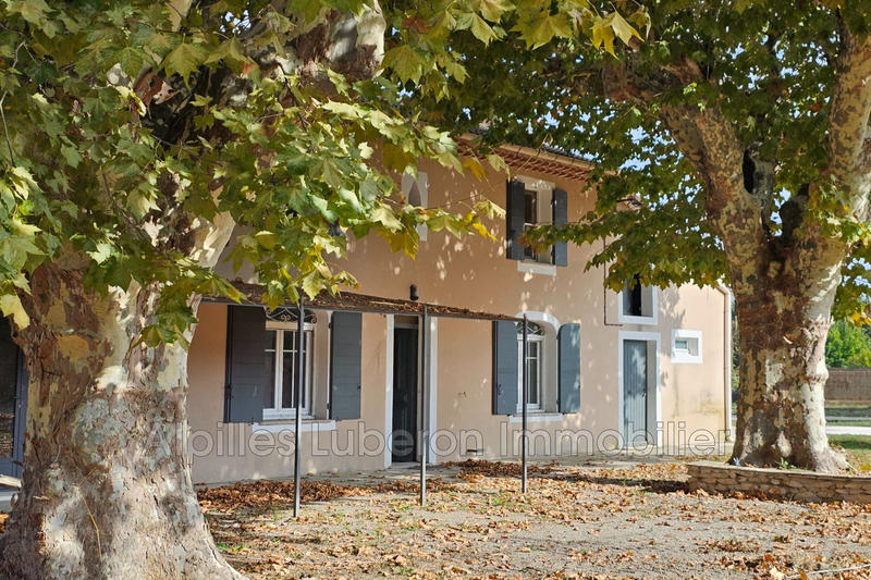 Mas - 200 m² - 6 pièces