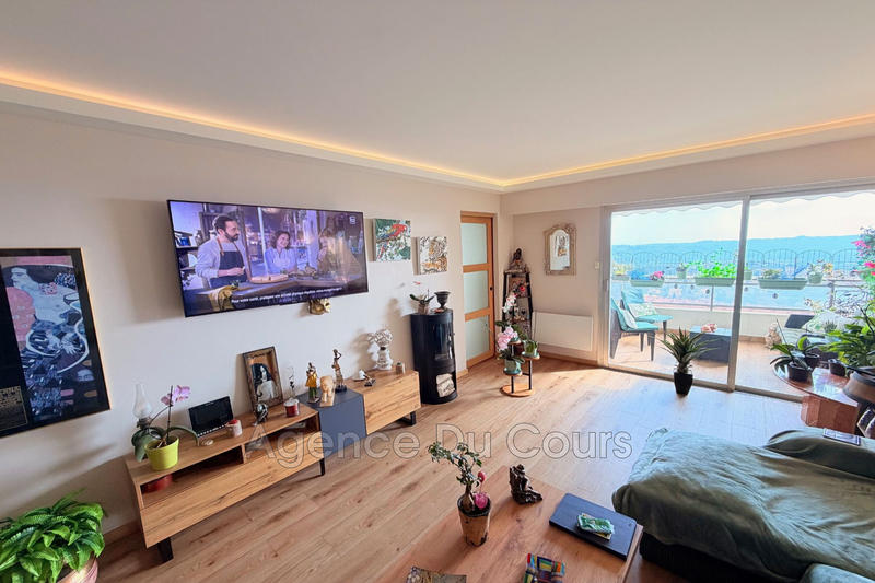 Appartement - 75 m² - 3 pièces