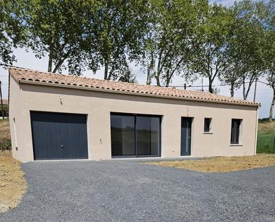Villa - 90 m² - 4 pièces