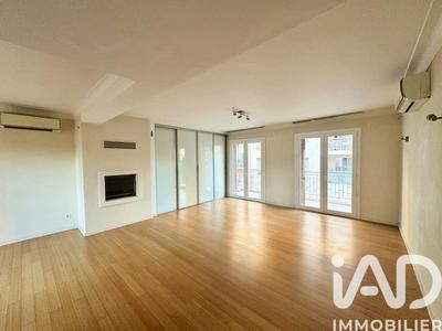 Appartement - 95 m² - 4 pièces