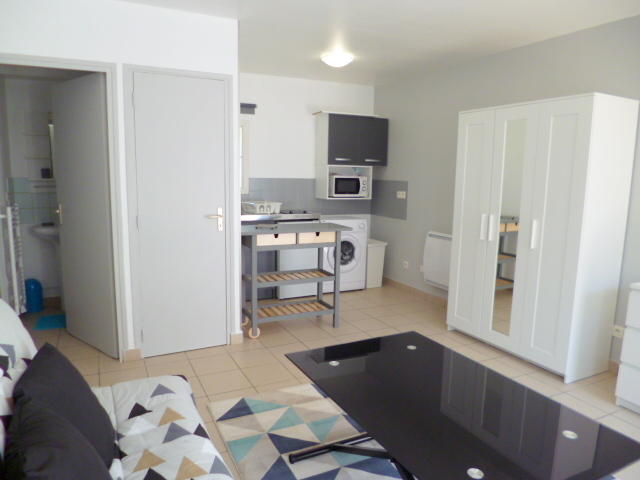 Studio - 24 m² - 1 pièce