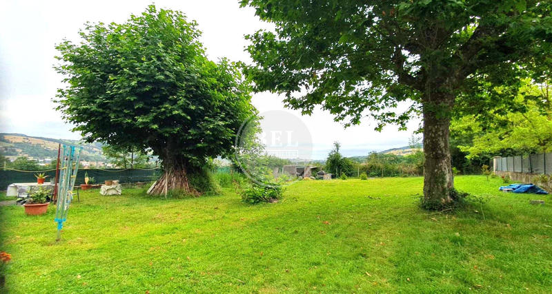 Maison ancienne - 170 m² - 11 pièces