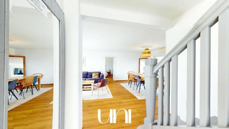 Maison - 180 m² - 6 pièces