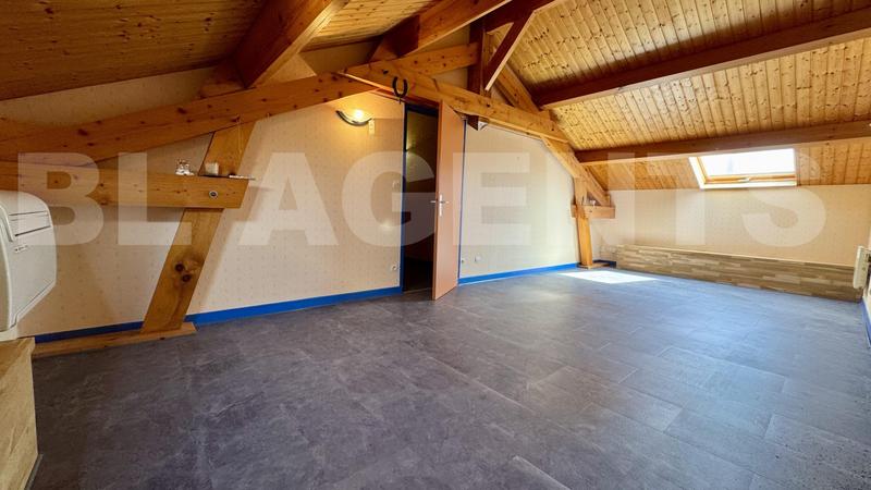 Maison de village - 121 m² - 8 pièces