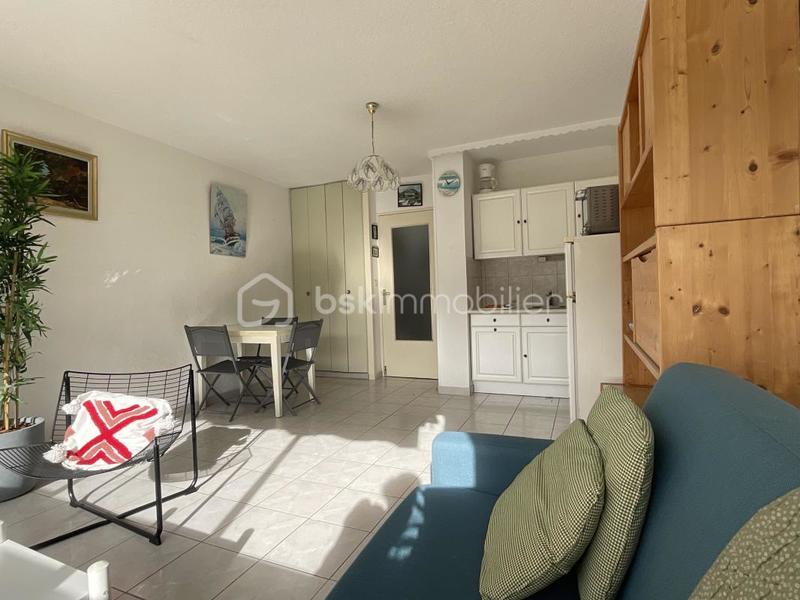 Studio - 24 m² - 1 pièce