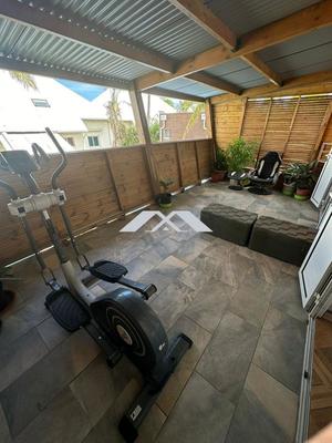 Maison traditionnelle - 92 m² - 7 pièces