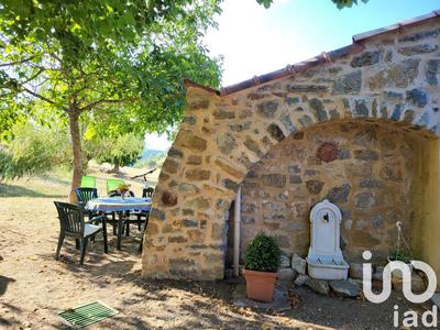 Maison - 111 m² - 5 pièces