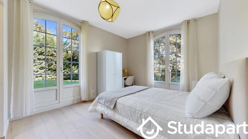 Chambre - 14 m² - 1 pièce