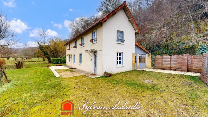 Maison - 135 m² - 6 pièces