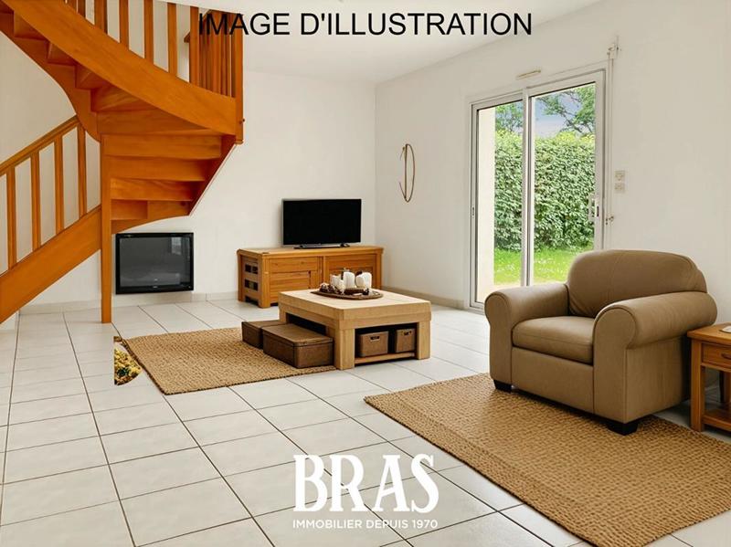 Maison - 98 m² - 5 pièces