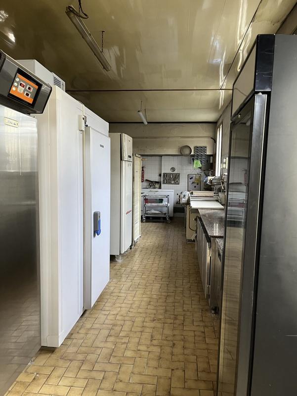 Fonds de commerce - 300 m²