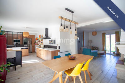 Pavillon - 156 m² - 7 pièces