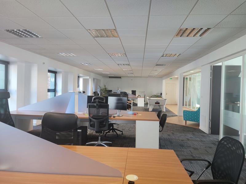 Bureau - 194 m²