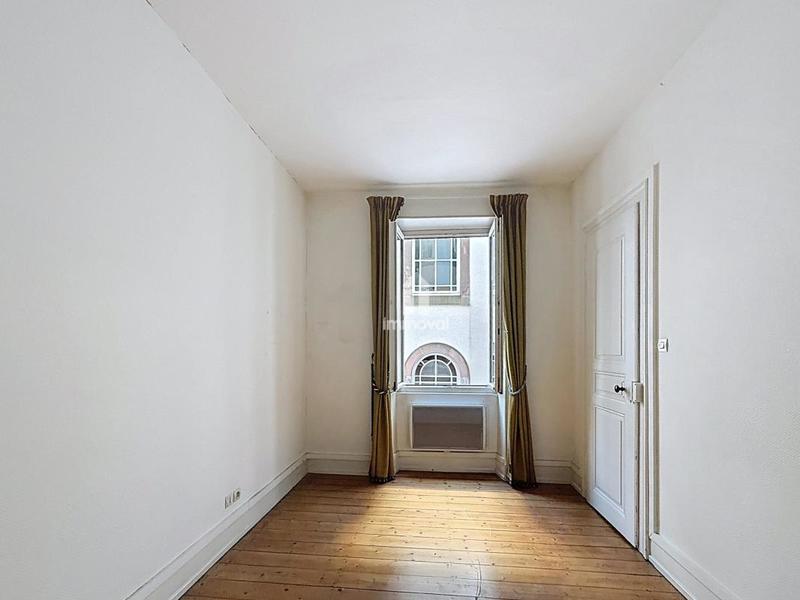 Appartement - 75 m² - 4 pièces