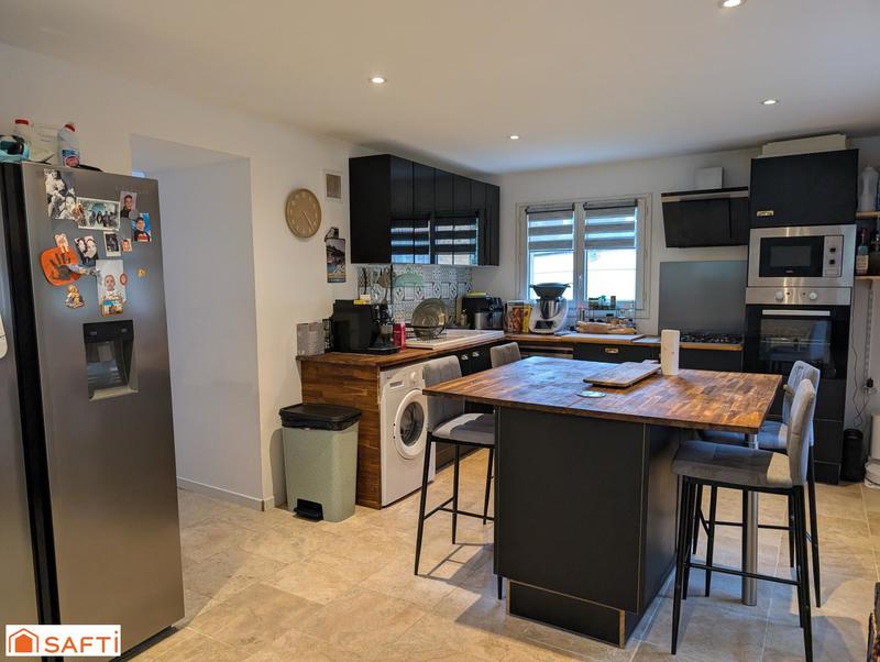 Maison - 80 m² - 5 pièces