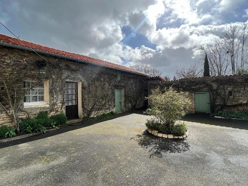 Maison - 174 m² - 6 pièces