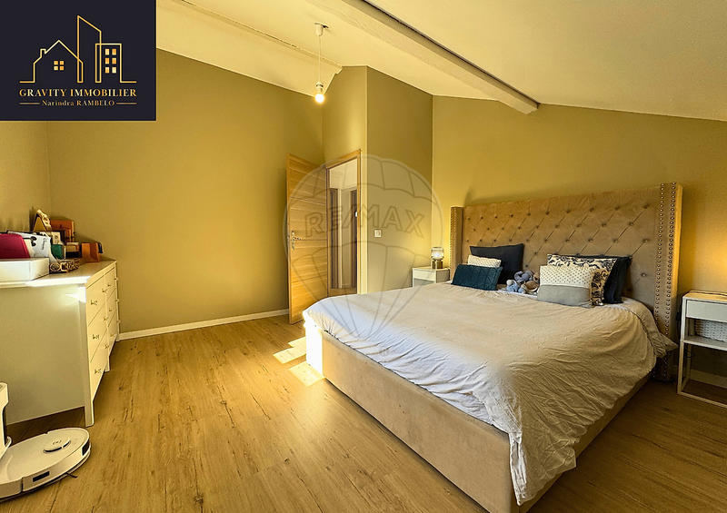 Maison - 190 m² - 6 pièces