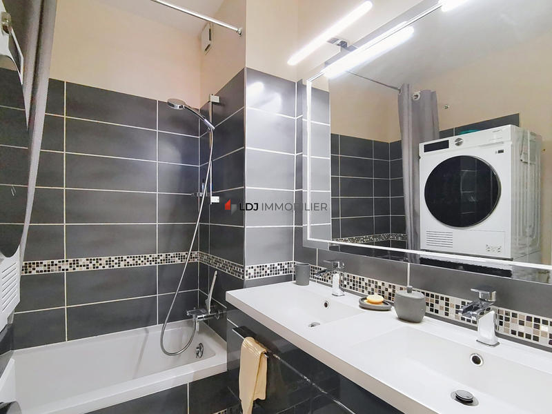 Appartement - 116 m² - 4 pièces